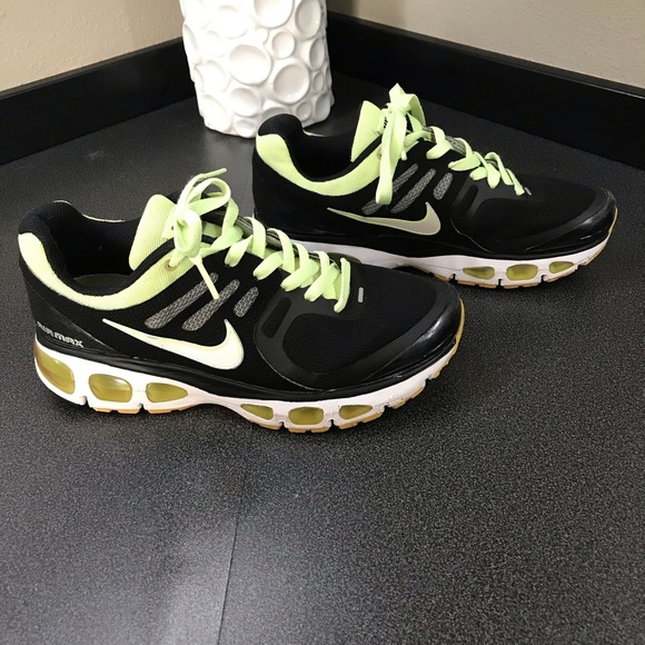 | Shoes | Nike Tailwind 2 Air Max Womens 75 | Poshmark